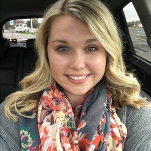 Meet your Posher, Julie